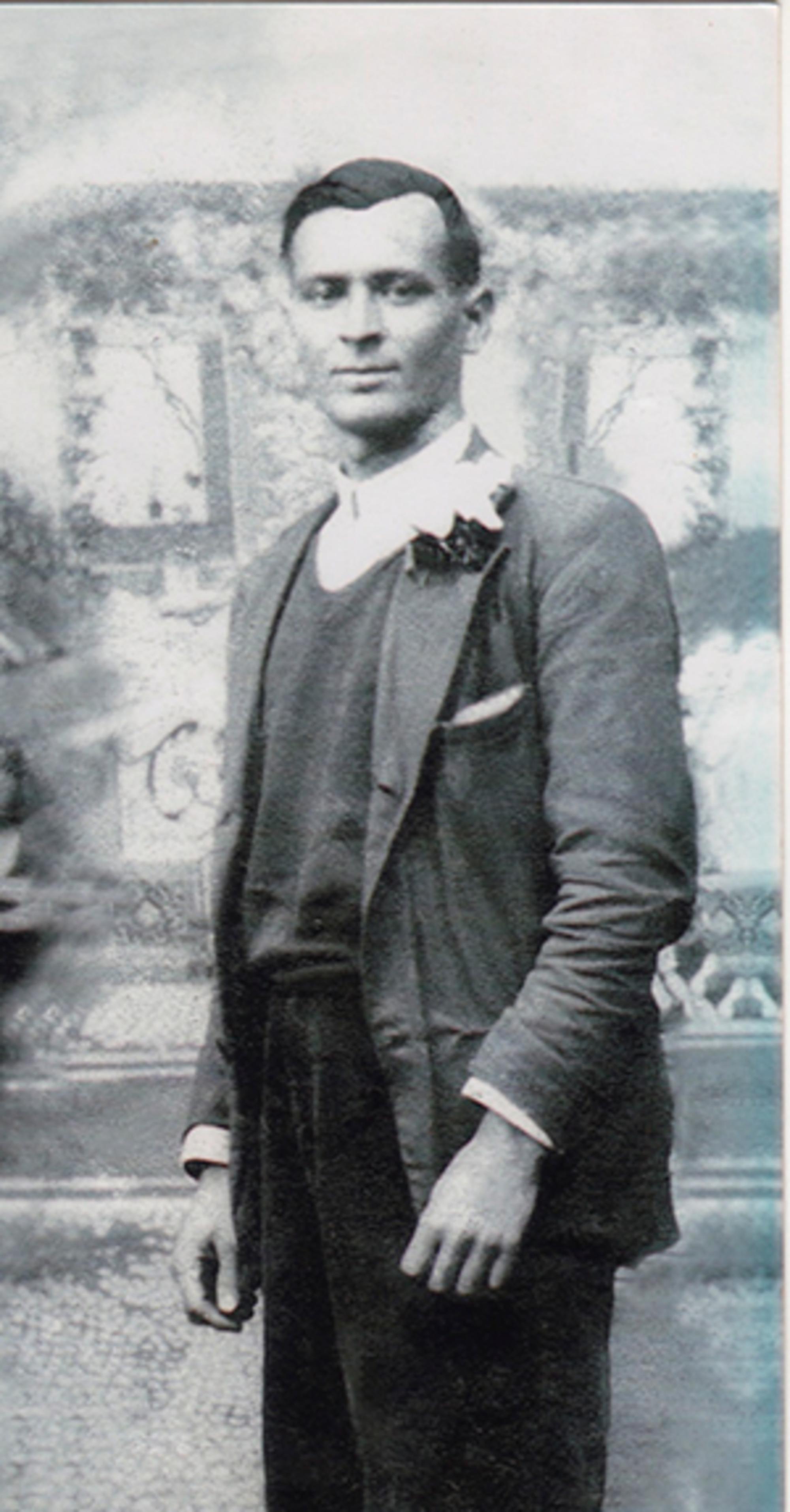 Olivero, Andrés Iglesias Prieto